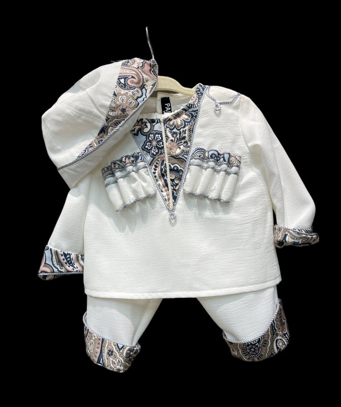 ჩვილის სამოსი (სამეული)