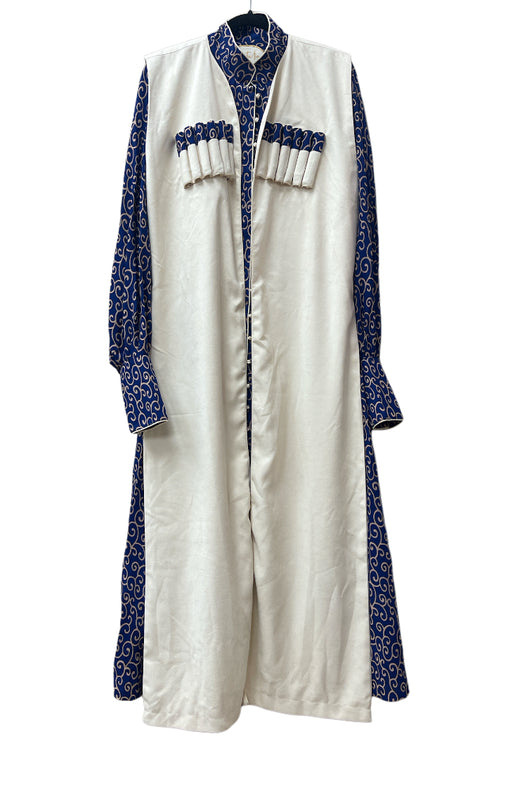 ქალის ნაციონალური კაბა-ჩოხა