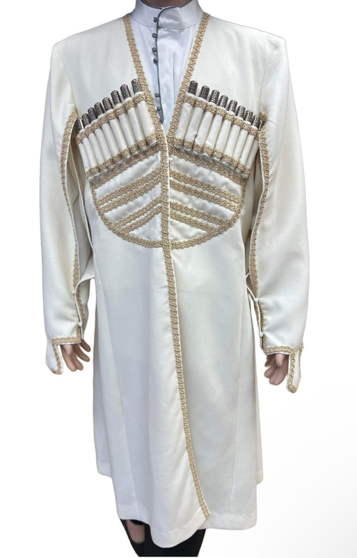 მამაკაცის მოქარგული თეთრი ჩოხა - ახალუხი - ქილები