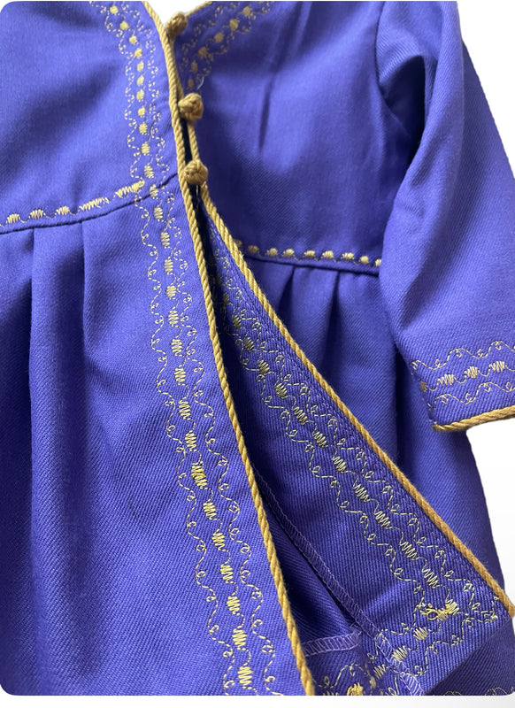 გოგო ბავშვის მოქარგული ჩოხა - კაბა