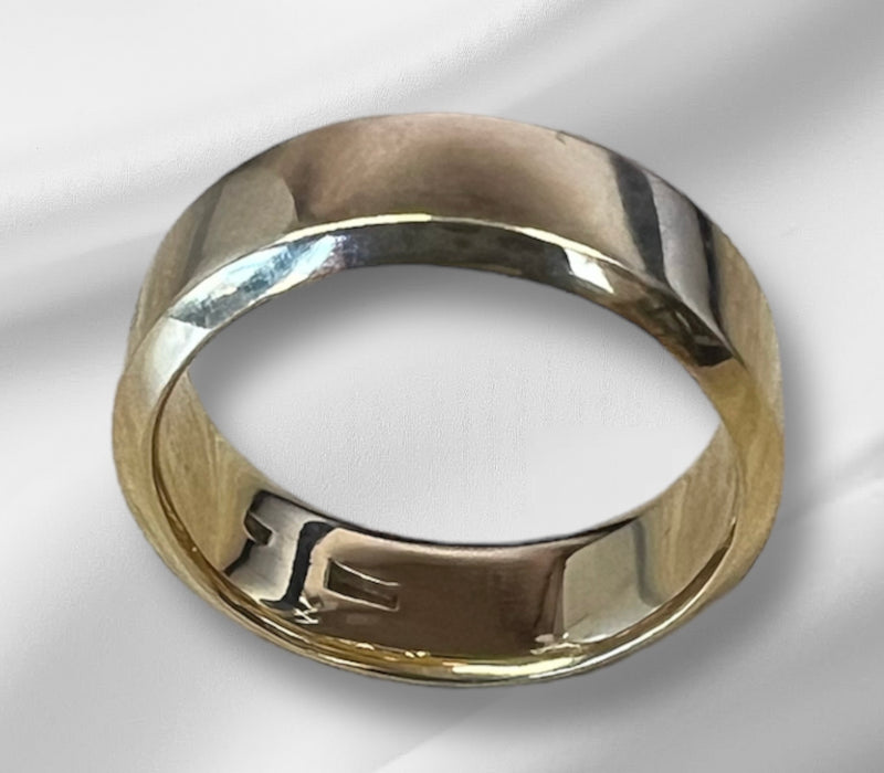 მამაკაცის ოქროს ნიშნობის ბეჭედი