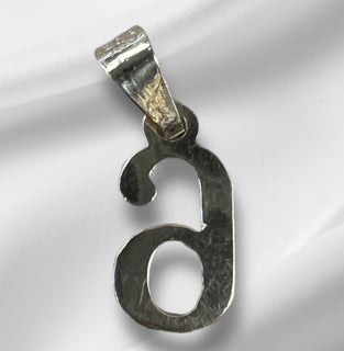 ოქროს  გულსაკიდი - ასო ბგერა "მ"