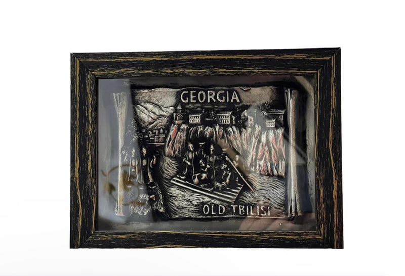 ჩარჩოში ჩასმული ვერცხლისფერი კედლის სურათი - ძველი თბილისი