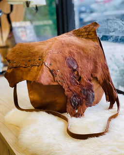 ხელნაკეთი ტყავის ჩანთა-  Fotia