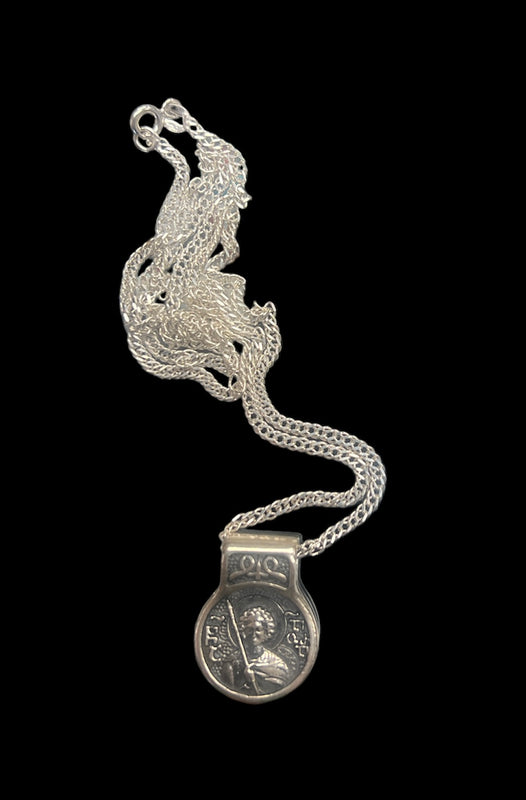 ვერცხლის გულსაკიდი - წმინდა გიორგის მედალიონი, ჯაჭვი