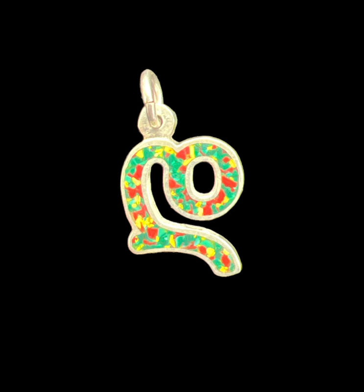 ვერცხლის გულსაკიდი მინანქრით- ქართული ასო "დ"