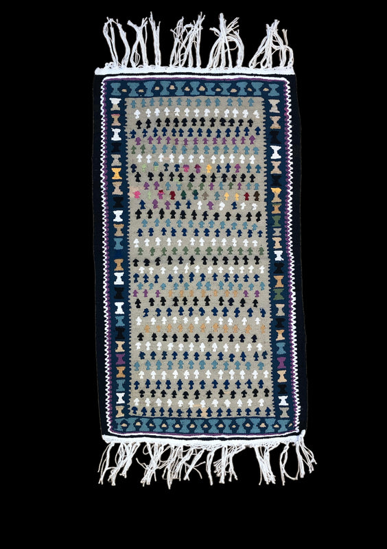 ხელნაკეთი ფარდაგი