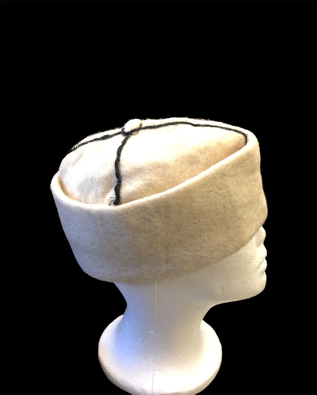 კახური ქუდი - თეთრი ნატურალური მოთელილი მატყლი