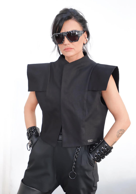 M.G. შავი მოსაცმელი ტყავით გაწყობილი