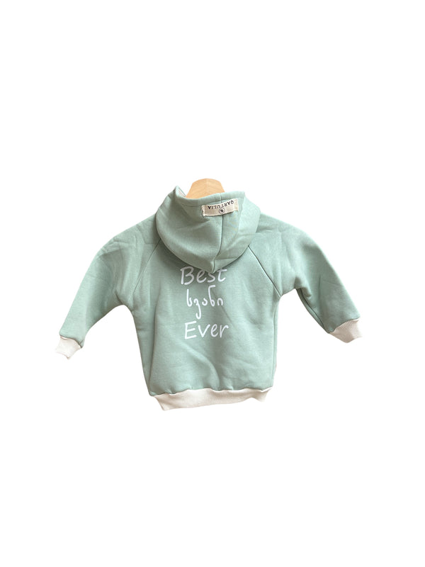 ბავშვის კაპიშონიანი ჰუდი.