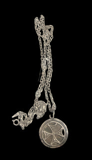 ვერცხლის ბოლნური ჯვარი ჯაჭვით